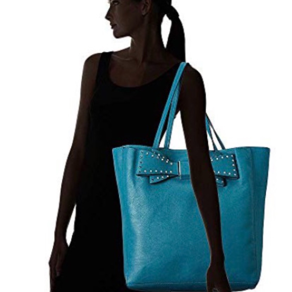 Betsy Johnson-Extra Large Bow Studded Turquoise Tote- LAST ONE!! SUPER CUTE! NWT